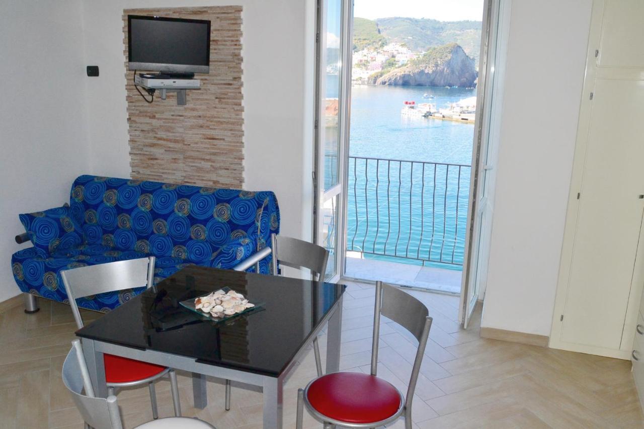 Apartamento Maridea - La Darsena Ponza Exterior foto